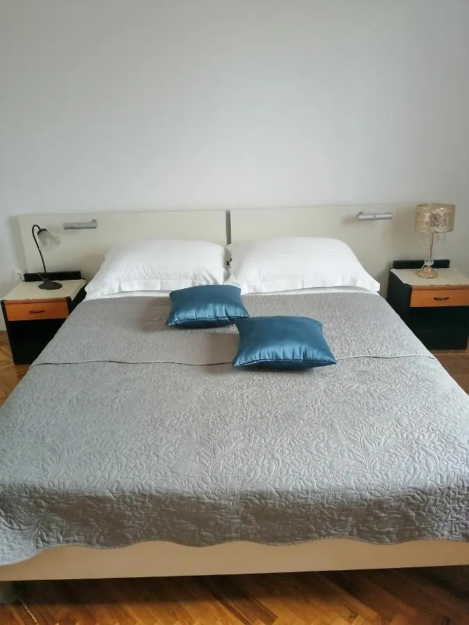 Olive Garden Accomodation Savar 0*,  Croatia